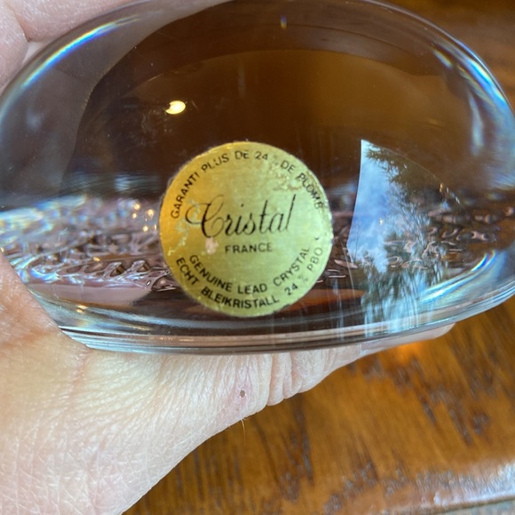 Cristal Snowflake Paperweight Made in France Clear Glass Heavy Weight Domed ❄️ - Picture 6 of 8